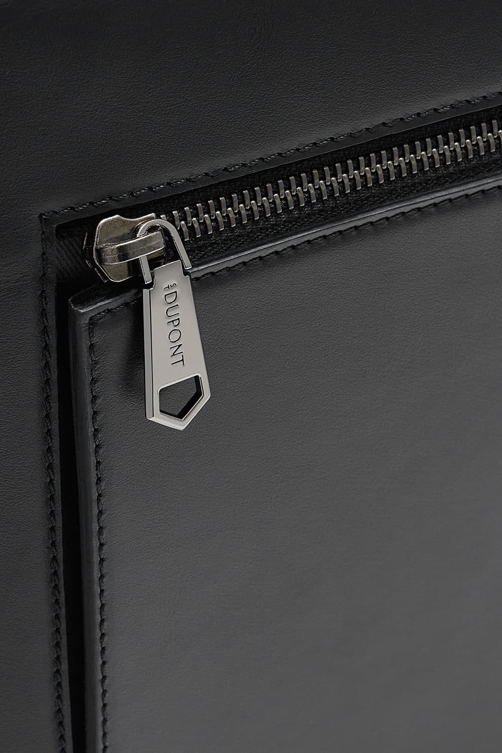 24 에이펙스 브리프케이스 블랙 N1AX101BK1