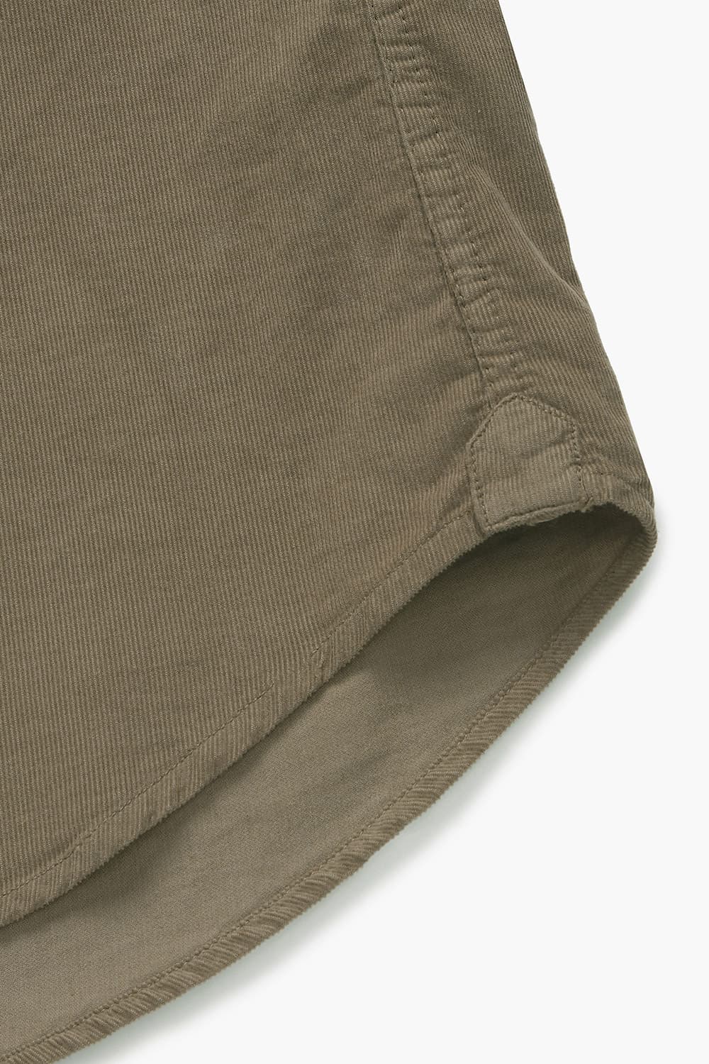 코튼 100 PITT PAT 셔츠 브라운 QE4FMHTSH110Q85