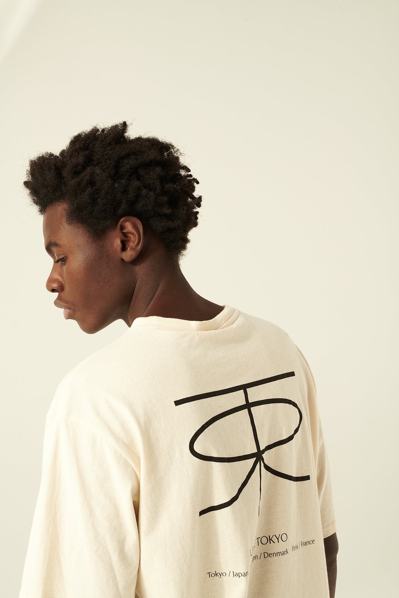 면 100 THORSTEN 티셔츠 아이보리 QE4FMRDTE104Q12