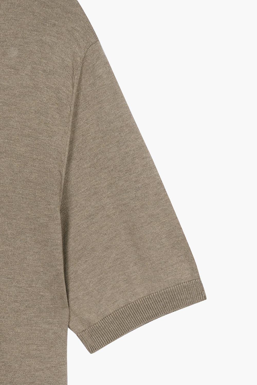 MC 실크 혼방 카라넥 반소매 니트 BPS134P555205