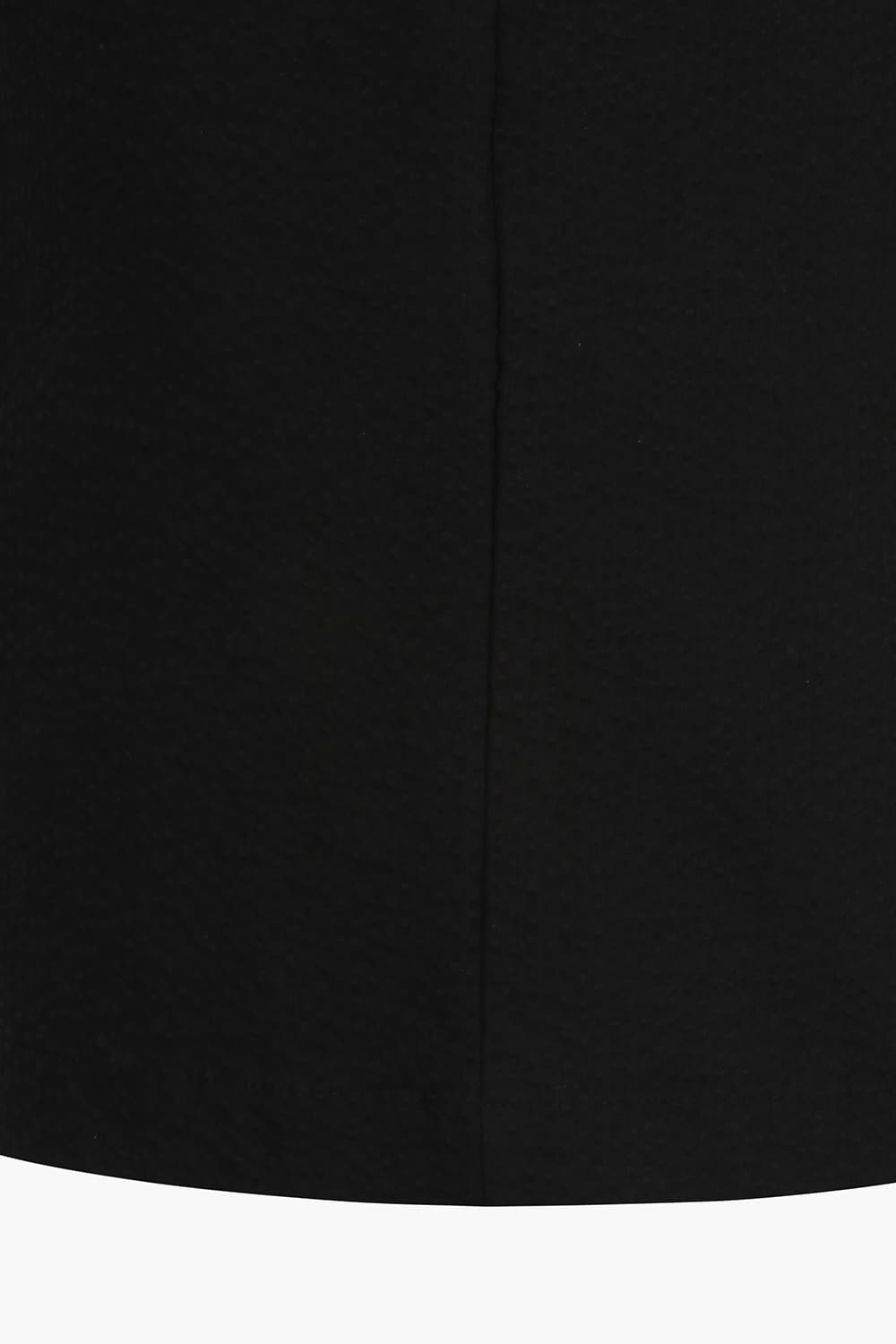 미니멀 하프 팬츠 블랙 QE5SMRDPT104Q99