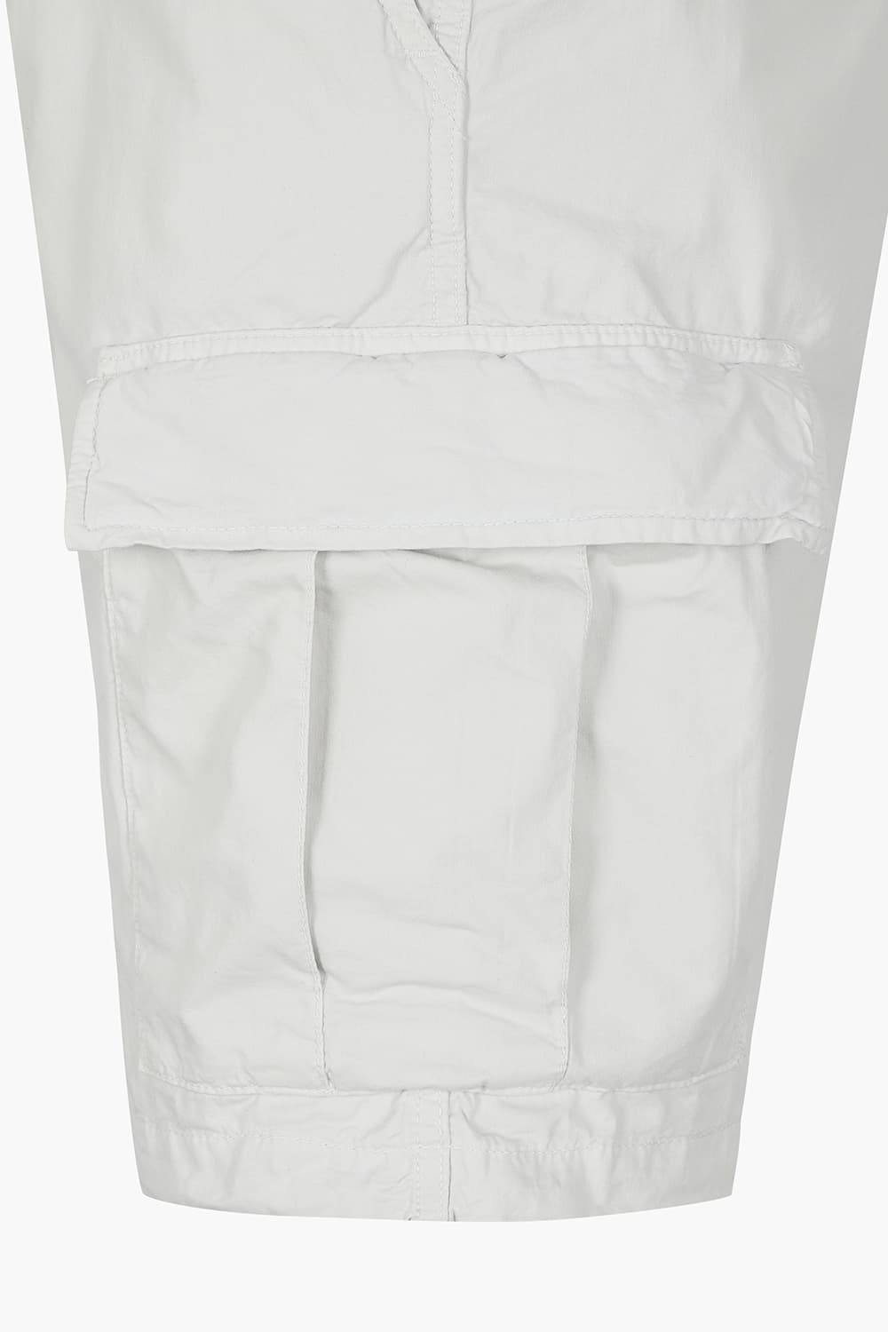 스탠다드 사이드 포켓 반바지 라이트 그레이 QE5SMHTPT504Q90