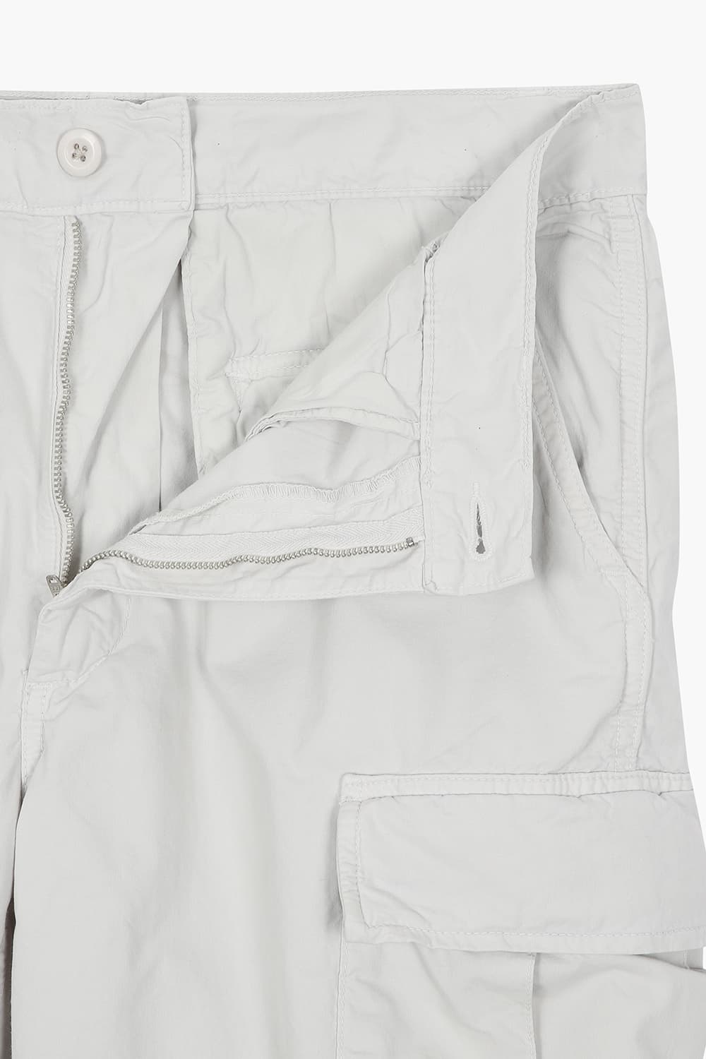 스탠다드 사이드 포켓 반바지 라이트 그레이 QE5SMHTPT504Q90