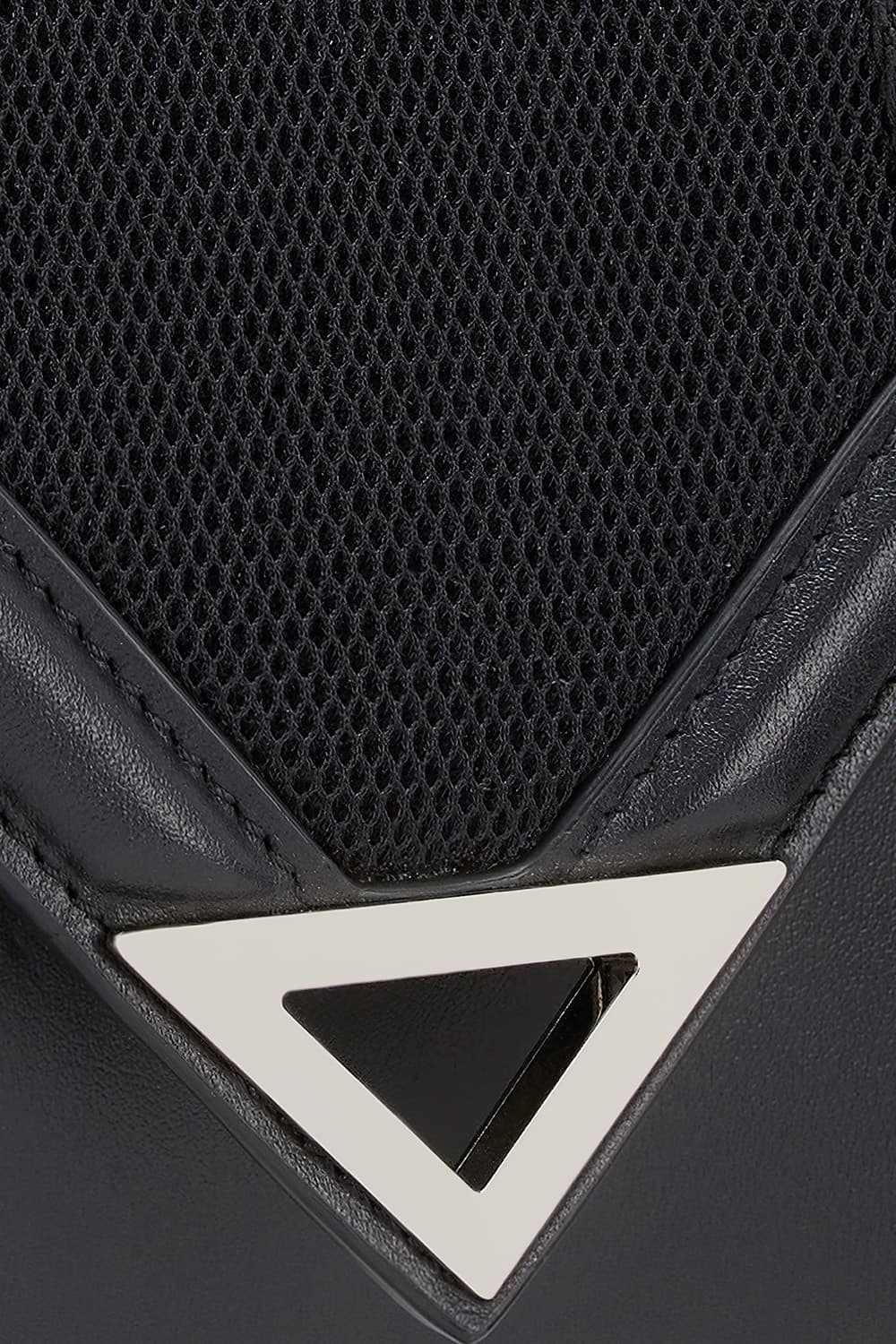 25 데피 익스플로러 메신져백 블랙 N1IC194BK1