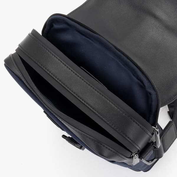 [온라인 단독] 데피 밀레니엄 커버 크로스백 네이비 CG173007Z