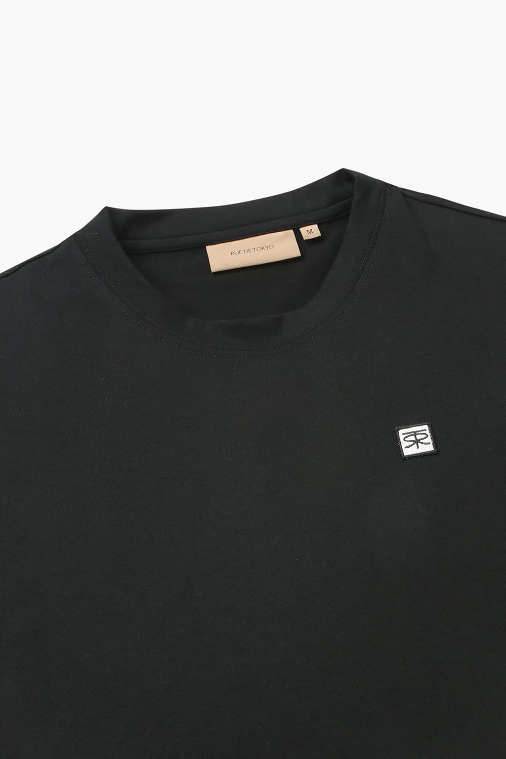 THOMAS 코튼 엠브로이더리 패치 004 블랙 반소매 티셔츠