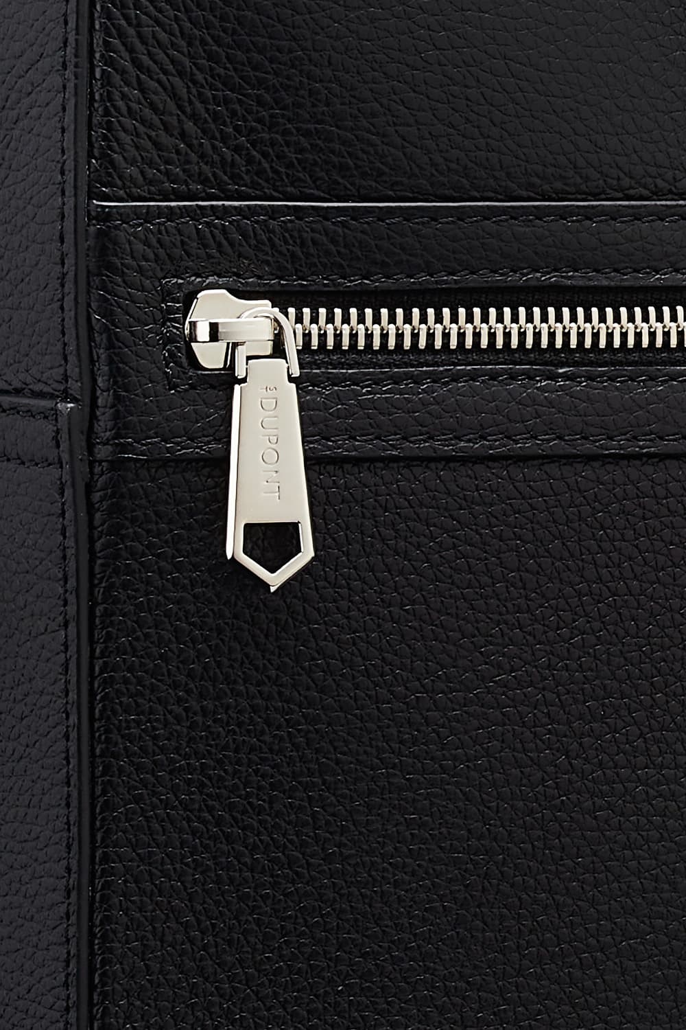 24 클래식 도큐먼트 홀더 블랙 N1LG132BK1