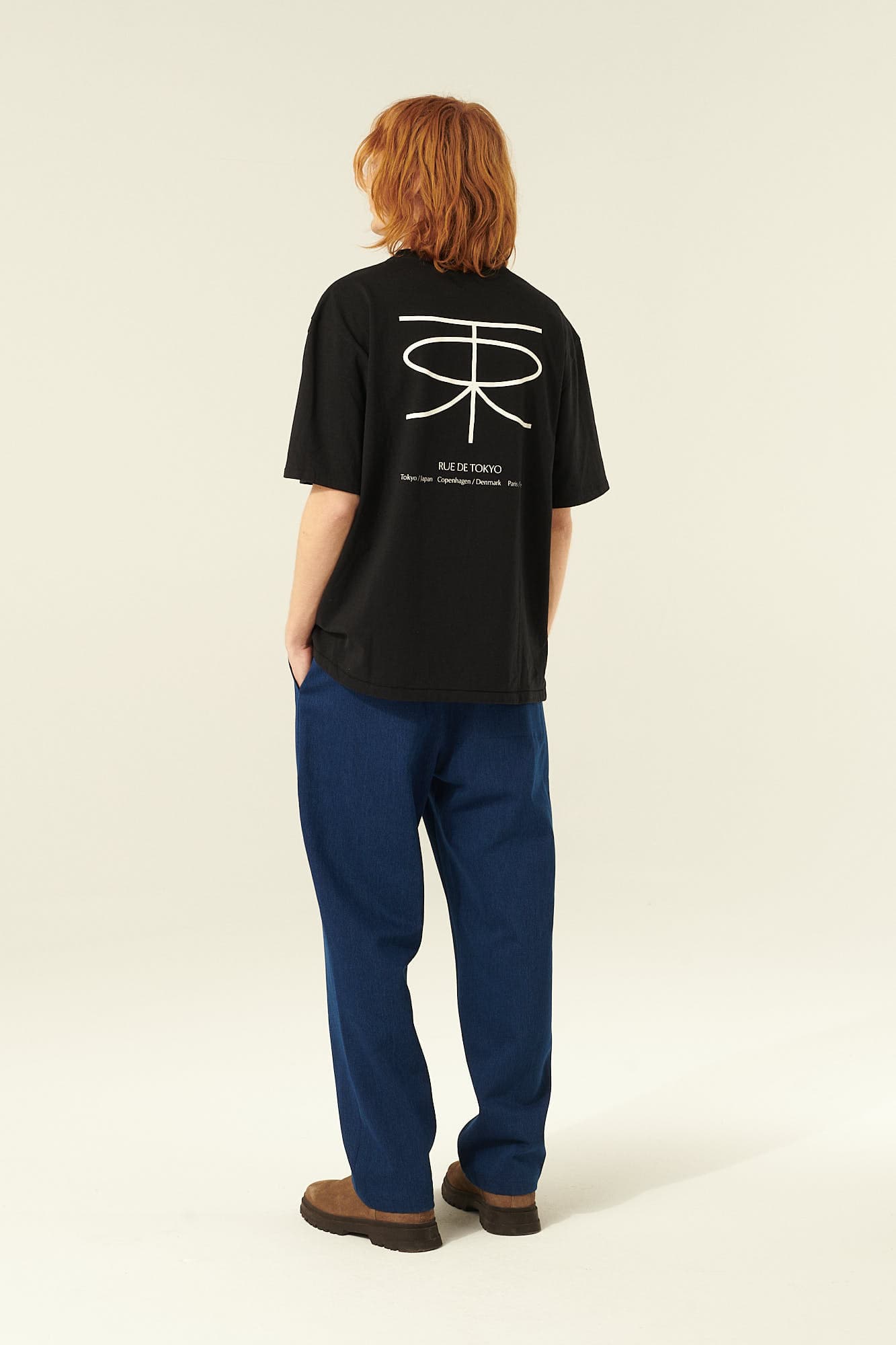 THORSTEN 코튼 로고 103 블랙 반소매 티셔츠