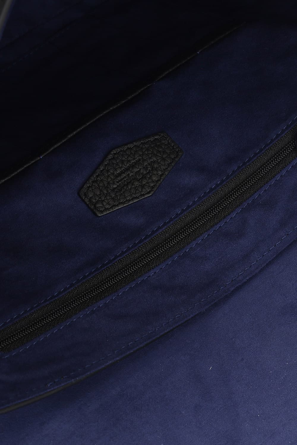 네오캡슐그레인 메신져백 블랙 CG181244Z