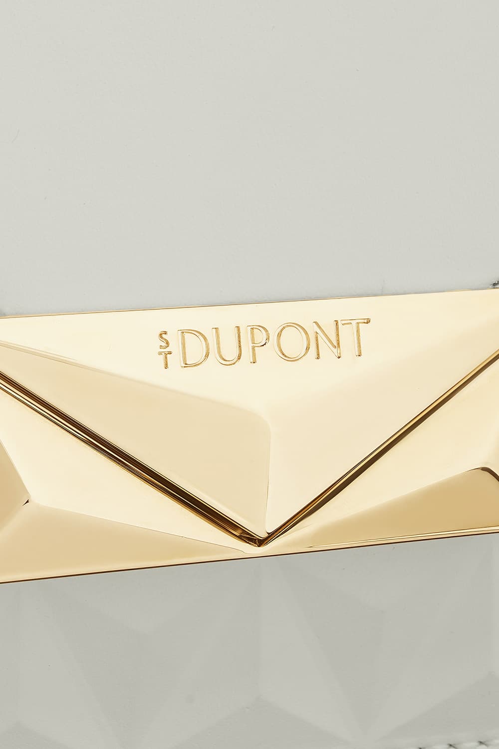 24 에이펙스 나노 트렁크 화이트/골드 N1AX191WH2