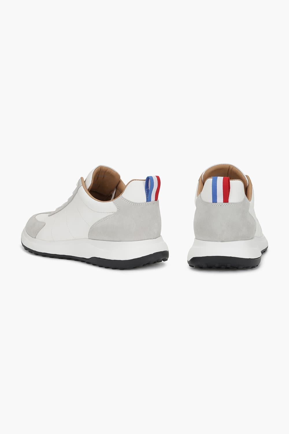 칼레슈 남성 캐주얼 713 애슬래틱 PE6SMC2AT713PWH