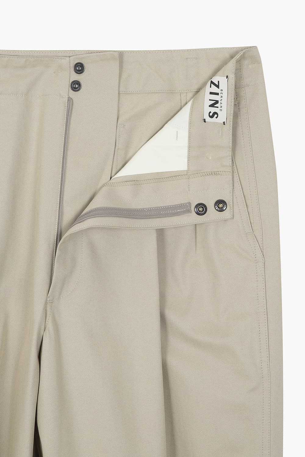 코튼 투 턱 와이드 팬츠 라이트 브라운 QE5SMBZPT102Q80