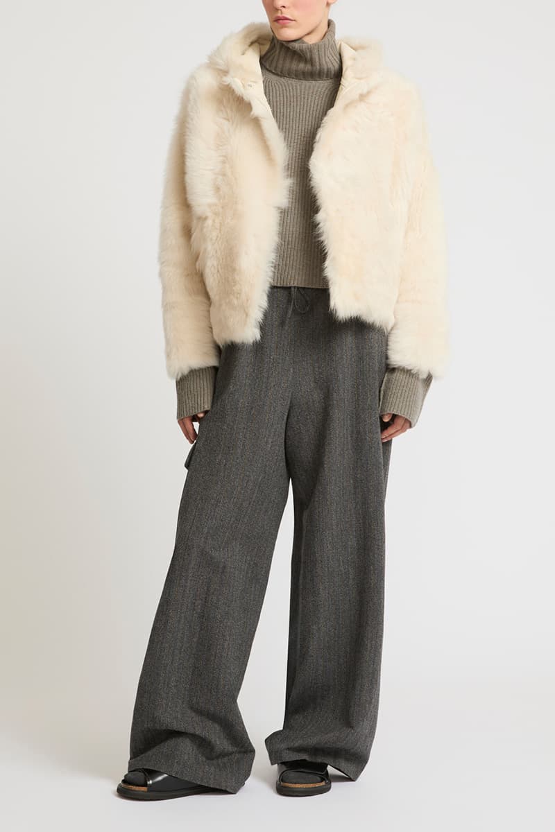 후디 숏 소프트 재킷 CE4WFFUCO004C11