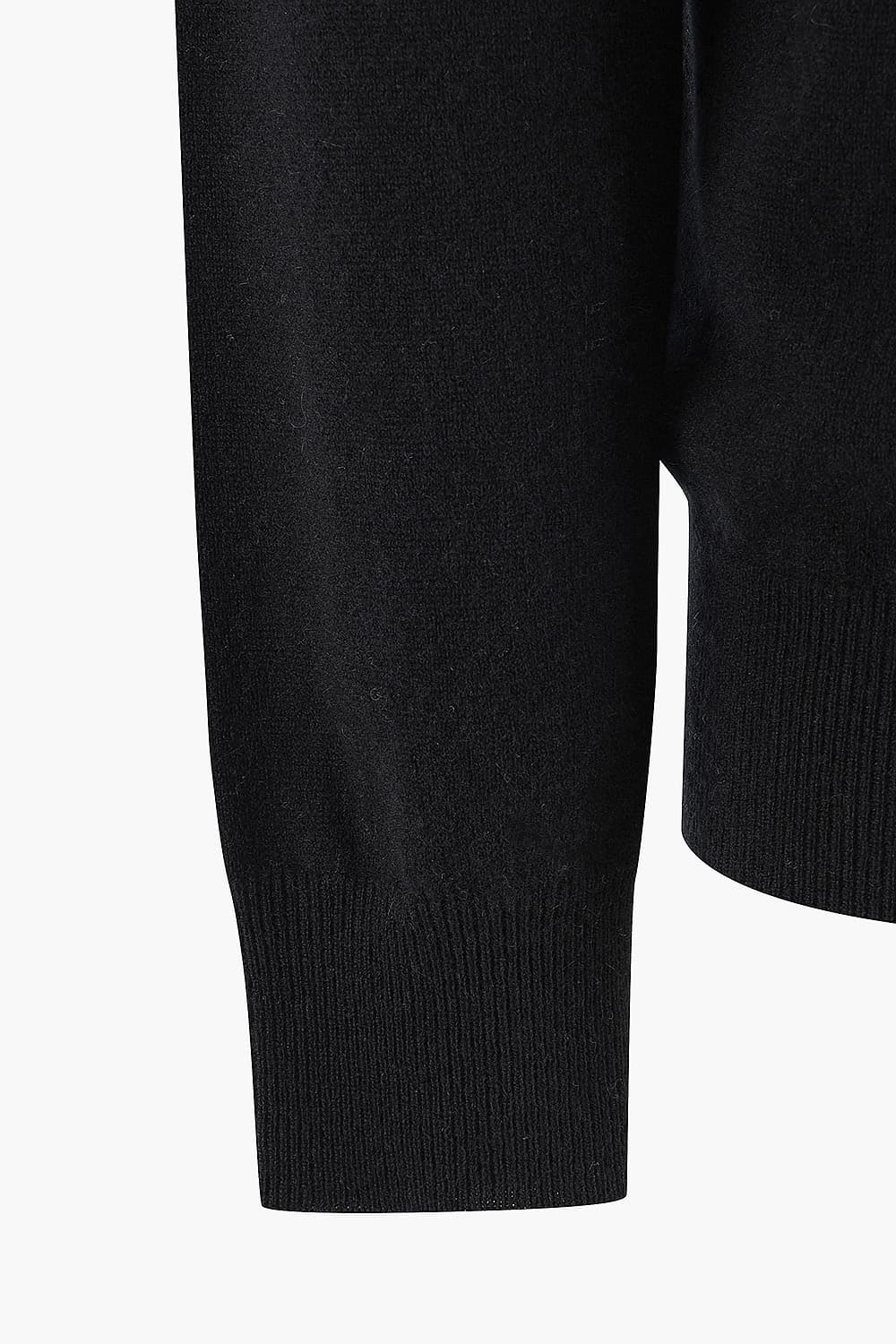 울 캐시미어 터틀넥 긴소매 니트 BEQ231601