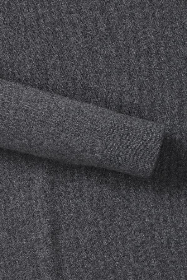 캐시미어 폴로 스웨터 RE3FMBAKN802R98