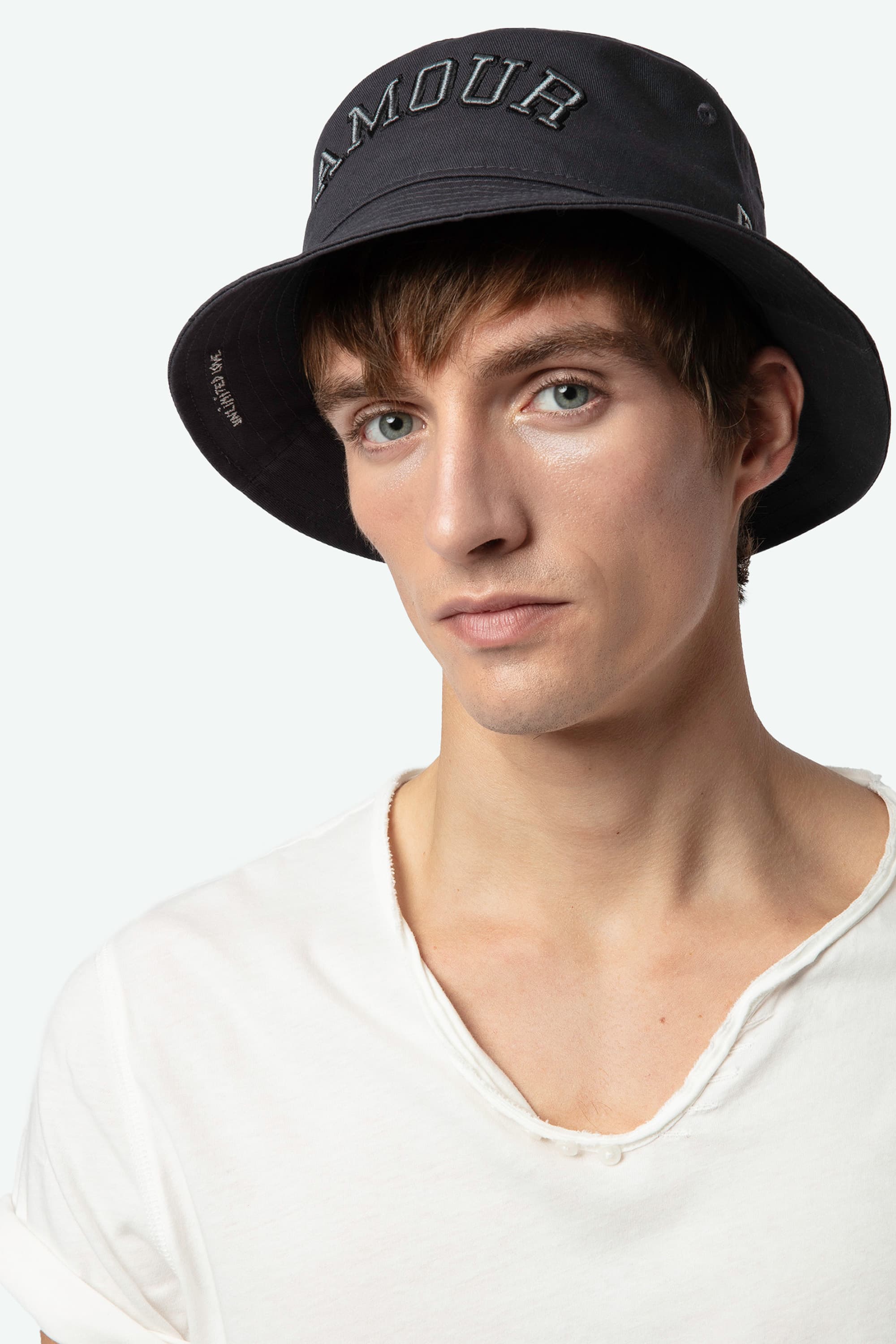 New Era Amour Bucket Hat