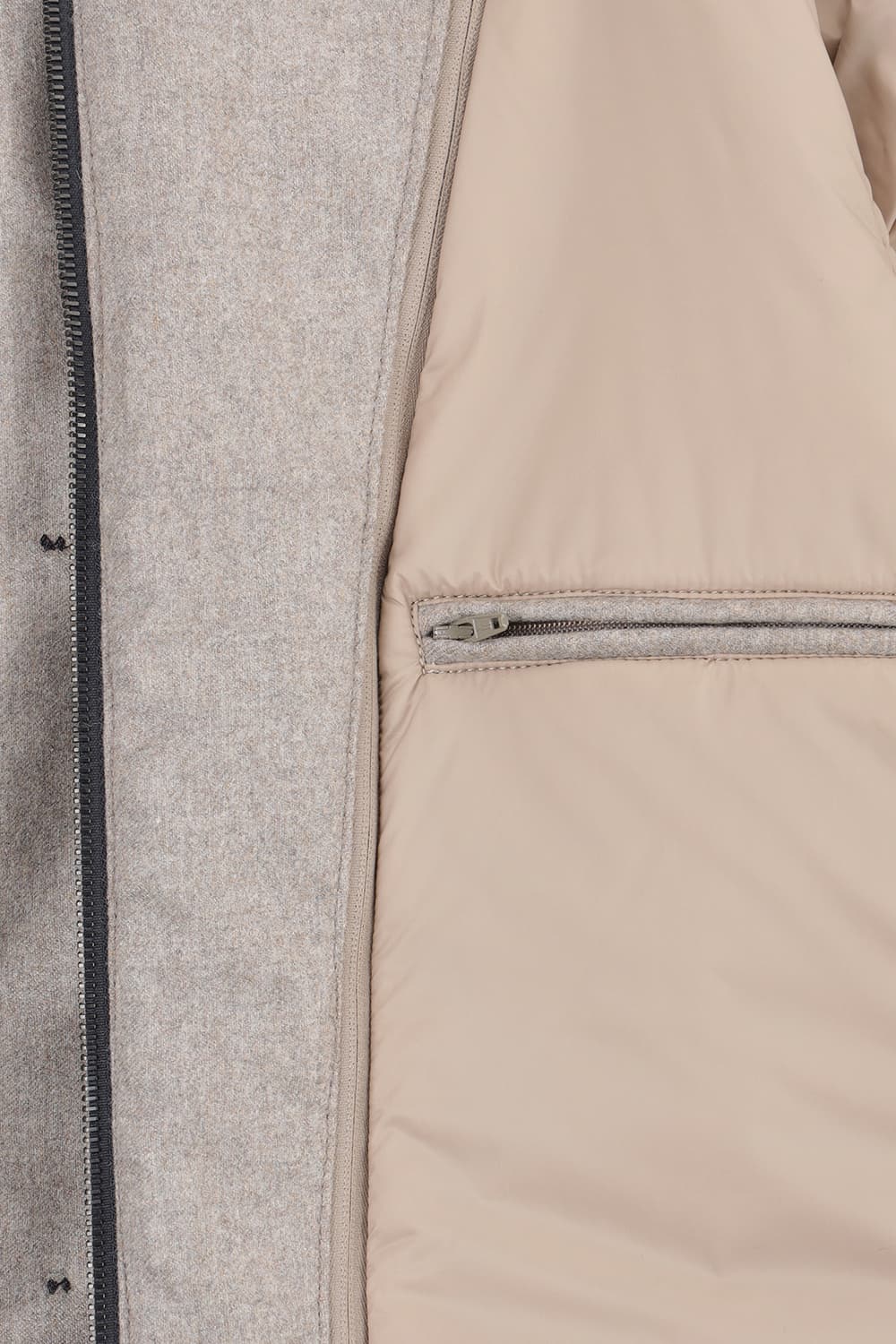 울 안감 하이넥 다운 점퍼 85T017GERY060